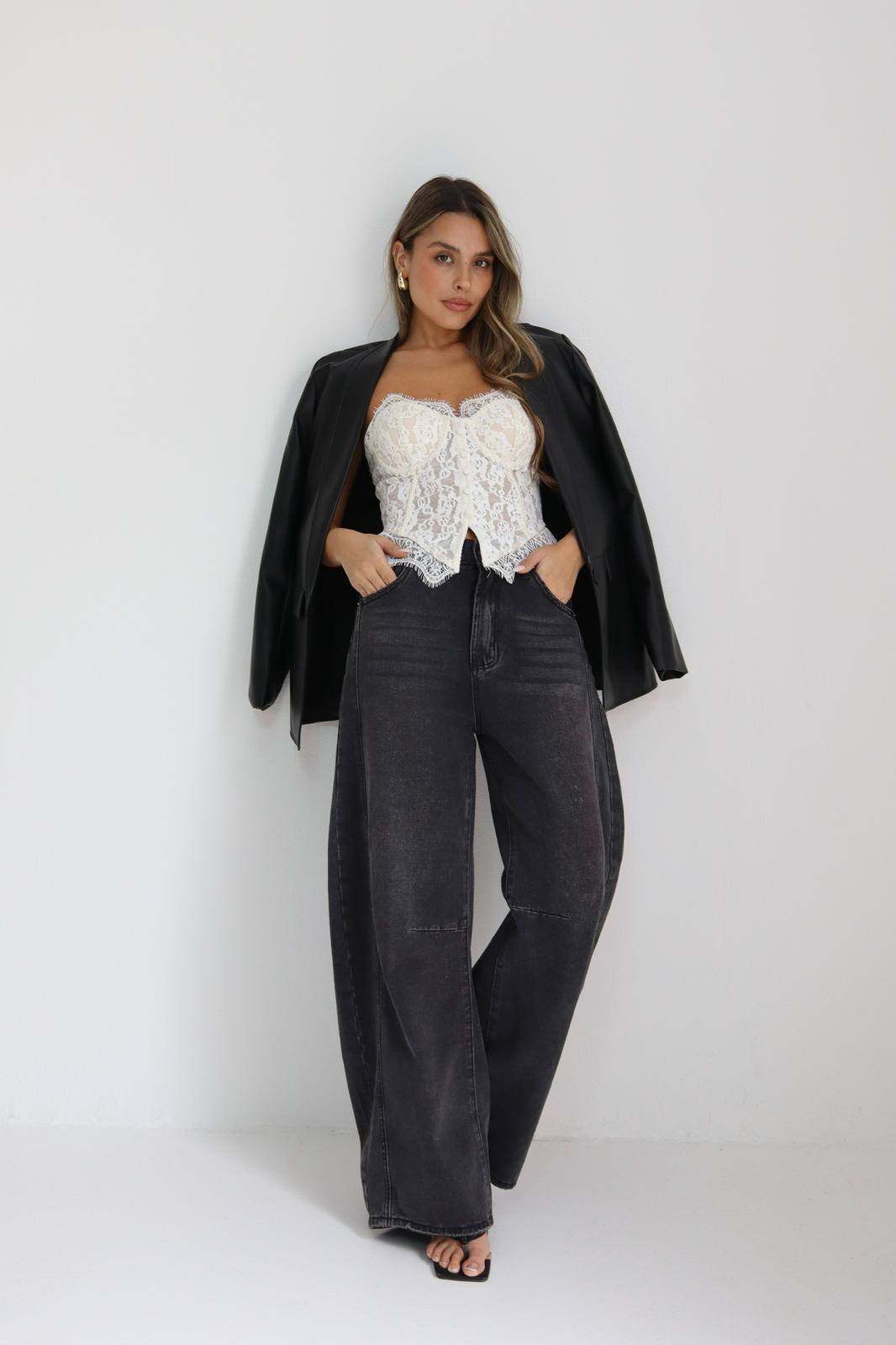 WhatsApp Image 2026-02-12 at 00.29.24