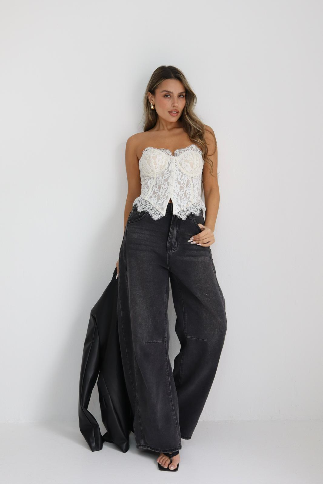 WhatsApp Image 2026-02-12 at 00.29.25