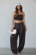 ⁦חליפה טופ מכנס קיפול אלכסון⁩ – תמונה ⁦2⁩