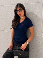 ⁦חולצה p וי⁩ – תמונה ⁦10⁩