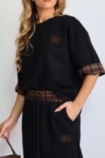 ⁦חליפה חצאית מיו שילוב משבצת⁩ – תמונה ⁦2⁩