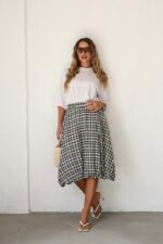 ⁦חצאית מידי בלון משבצת⁩ – תמונה ⁦6⁩