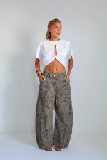 ⁦ג׳ינס דאבל כפתור ירוק⁩ – תמונה ⁦2⁩