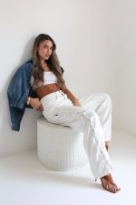 ⁦ג׳ינס שרוכים לבן⁩ – תמונה ⁦2⁩