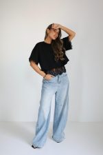 ⁦חולצה קרופ שילוב תחרה⁩ – תמונה ⁦4⁩