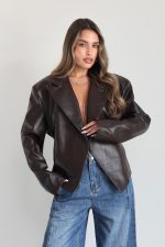 ⁦מעיל עור חגורה⁩ – תמונה ⁦3⁩
