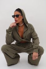 ⁦חליפה מסובבת קפוצ׳ון⁩ – תמונה ⁦9⁩